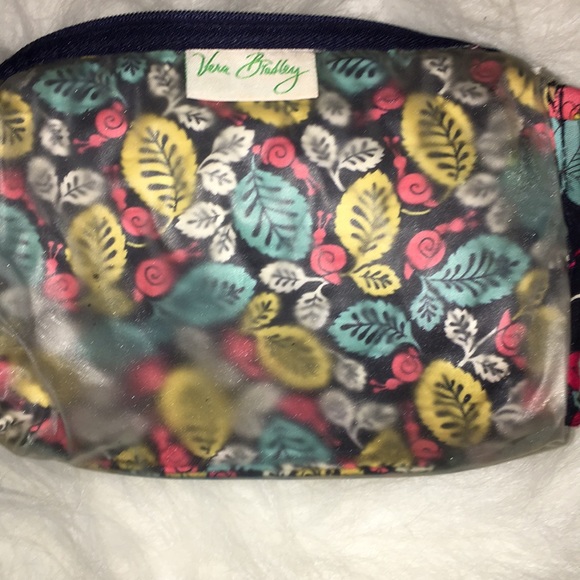 Vera Bradley cosmic bag. - Picture 6 of 6